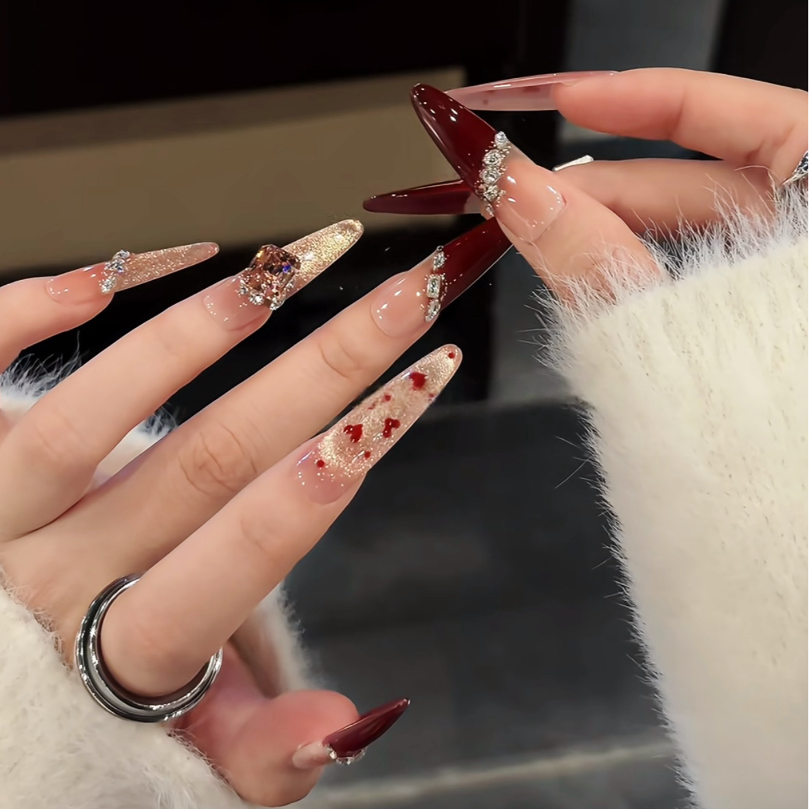 【蔷薇心事】轻奢法式碎钻显白猫眼美甲穿戴甲片2026新款高级感秋冬