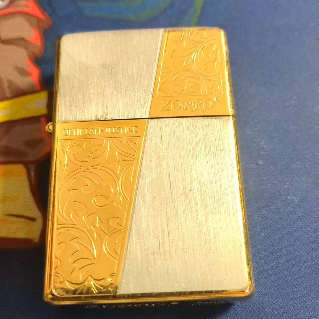 佐罗白金分色复古唐草煤油打火机