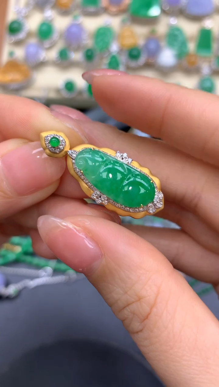 【闪购商品】翡翠颈饰18K金镶嵌454-中国好珍宝