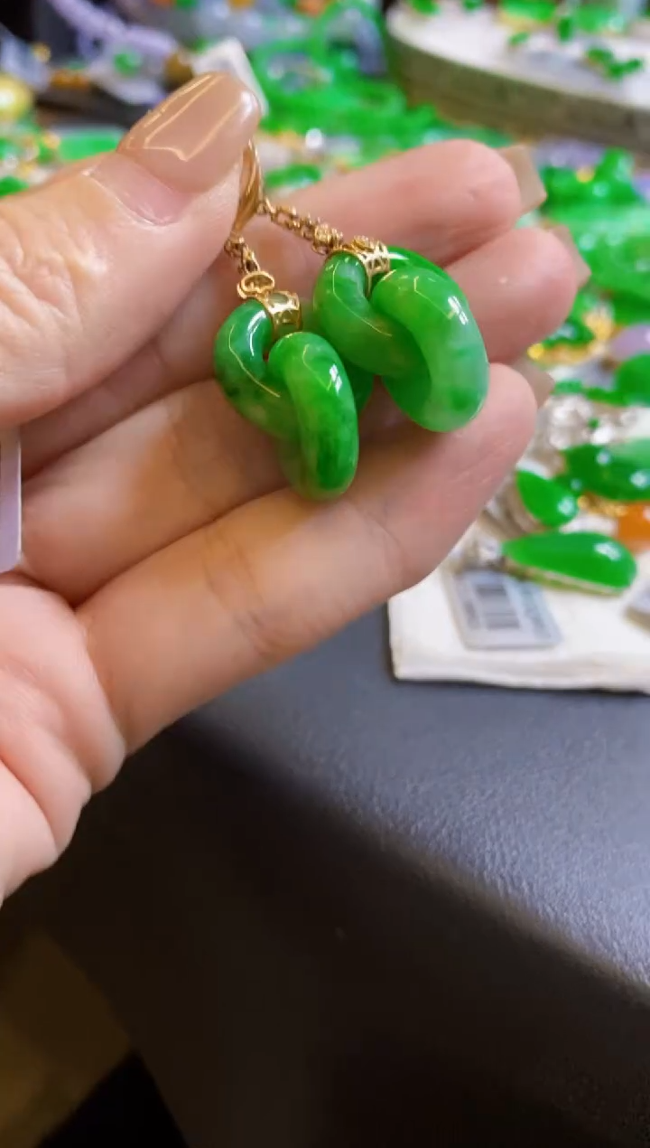 【闪购商品】定制翡翠18K金镶嵌耳饰