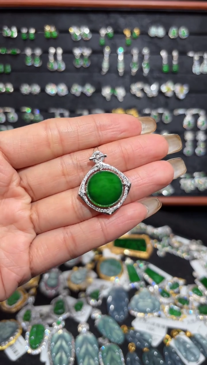 【闪购商品】翡翠颈饰银S925镶嵌无事/支持复检/一件