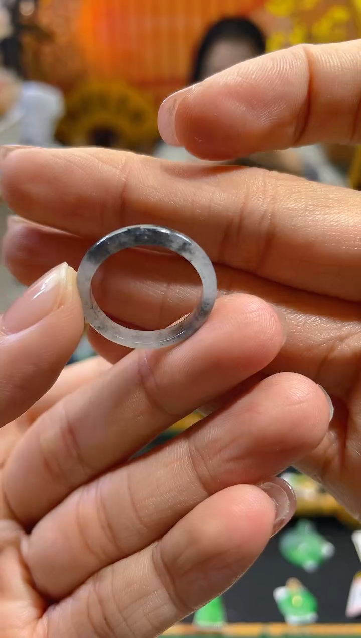 【闪购商品】翡翠颈饰未镶嵌百元以下不出证 12圈口