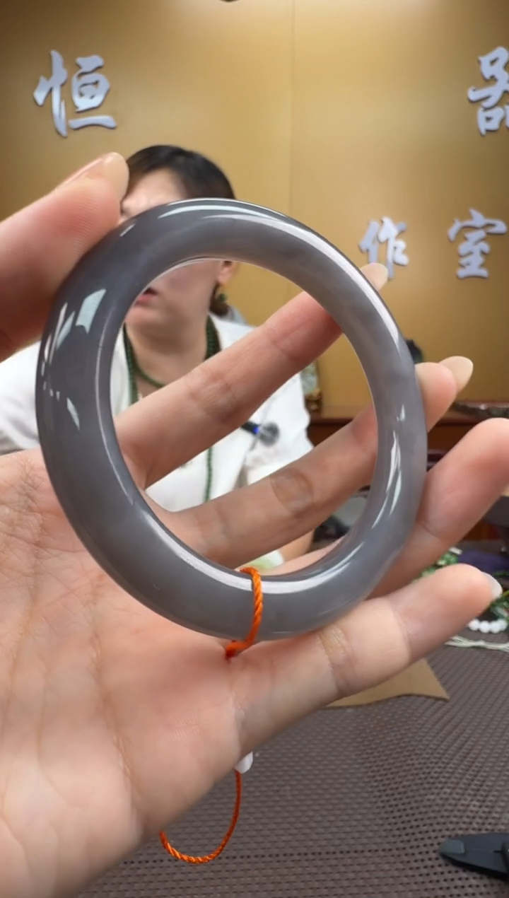 颈饰未镶嵌和田玉手镯58