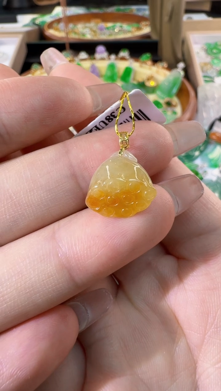 【闪购商品】翡翠颈饰18K金镶嵌缅甸翡翠A货吊坠