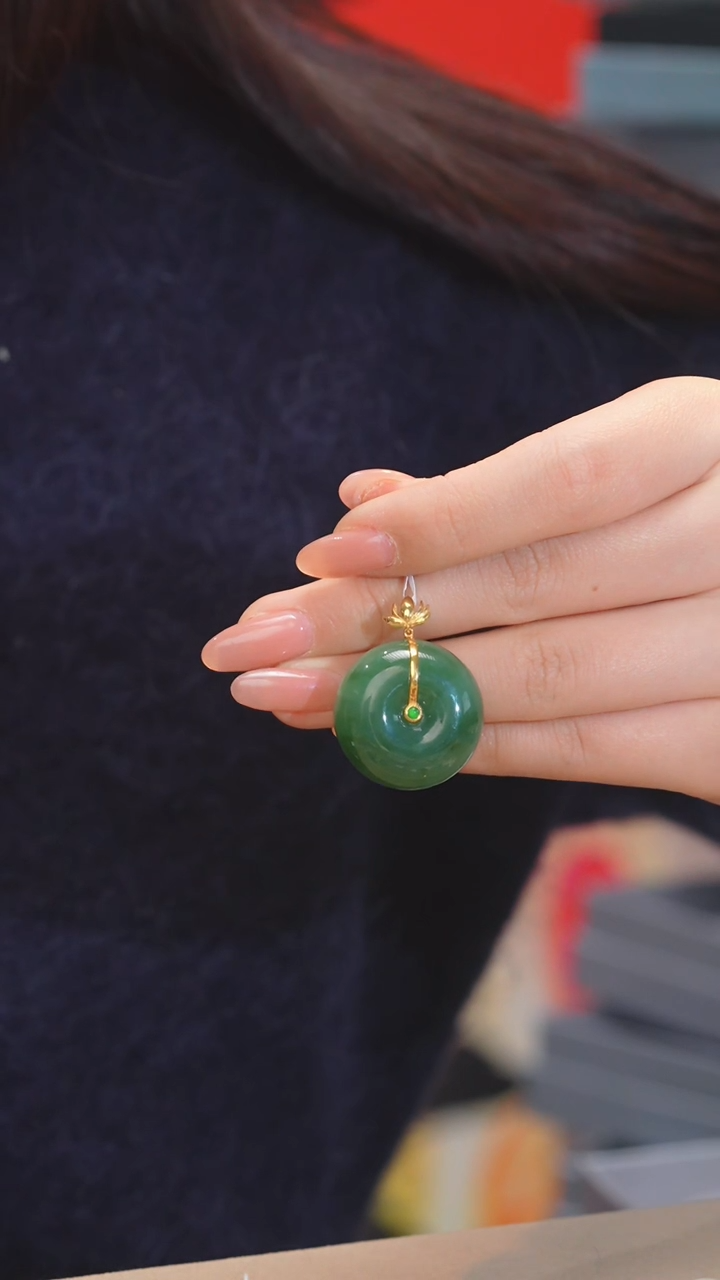 【闪购商品】和田玉吊坠不含链18K金镶嵌多样性发@@E0598