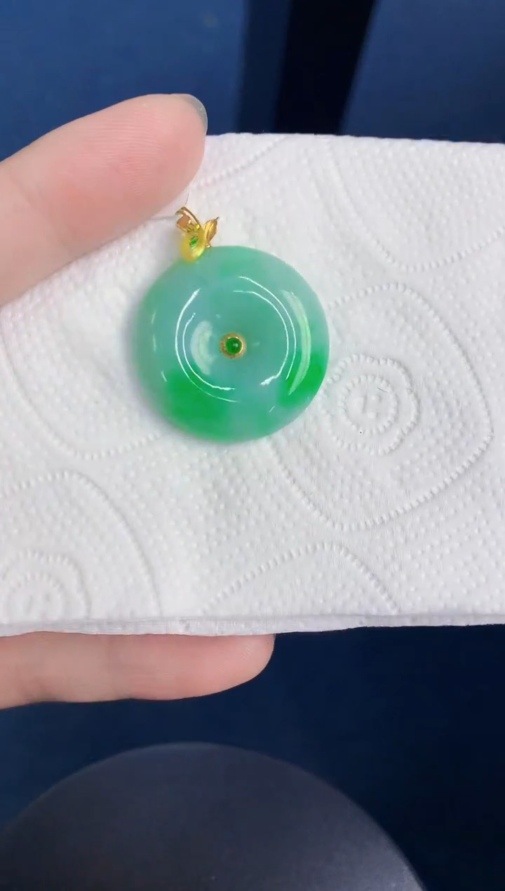 颈饰18K金镶嵌翡翠天然翡翠缅甸A货