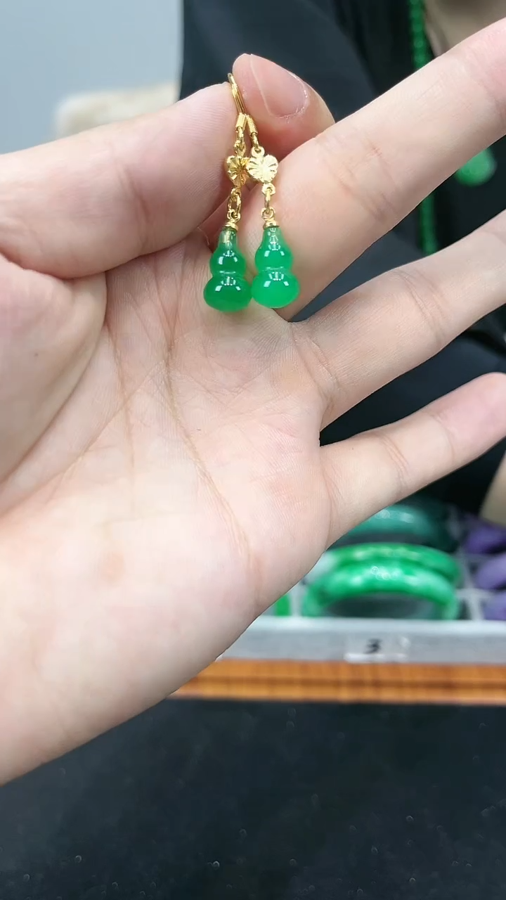 【闪购商品】翡翠耳饰未镶嵌h3 蜡阳绿福芦耳钉