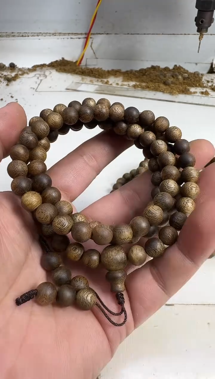 沉香手串0.8规格多圈22克