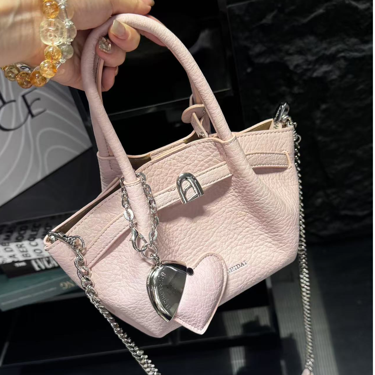 2025春夏新款潮流腋下百搭网红复古单肩斜挎包时尚女包 5508