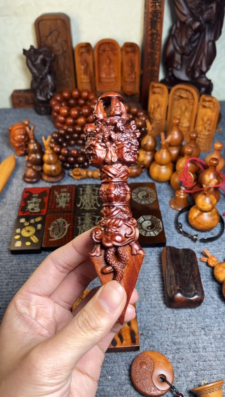 枣木手****0【天然雷击枣木 喜欢公平互动】