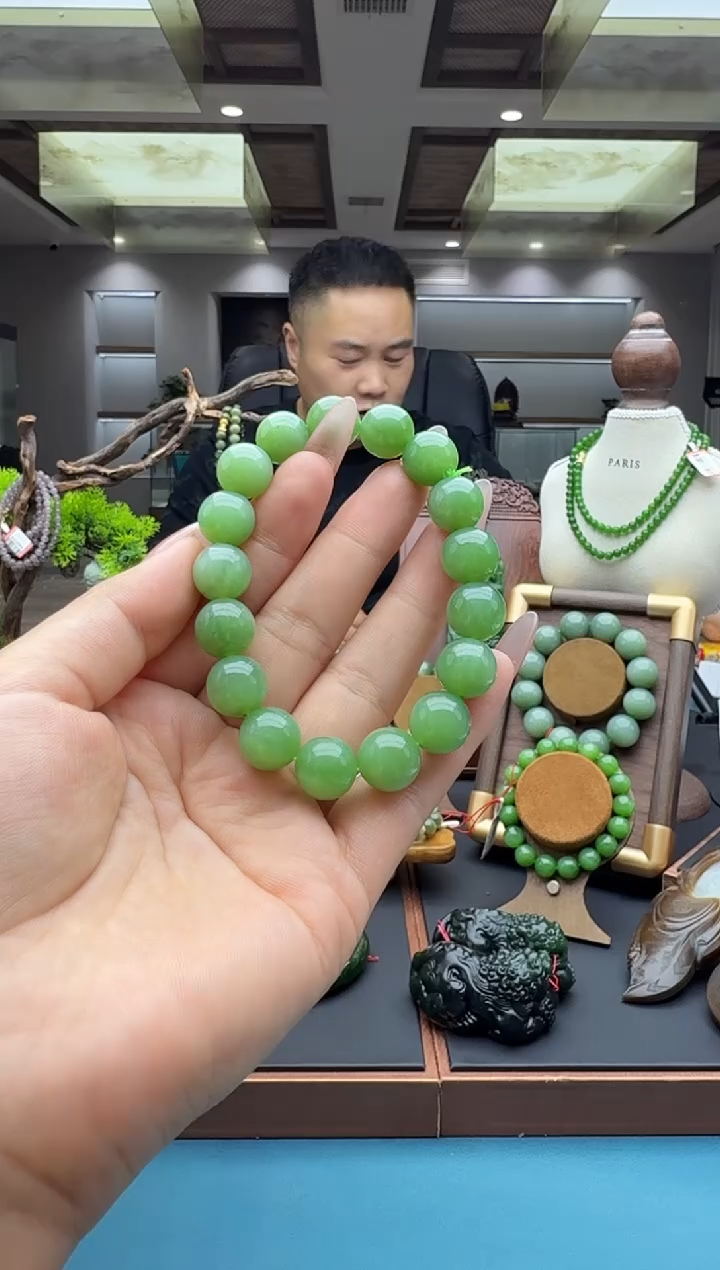 未镶嵌手串和田玉ebfl