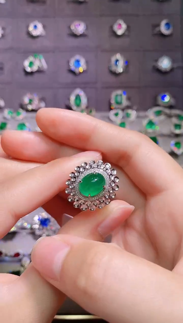 【闪购商品】祖母绿18K金戒指18K金镶嵌1