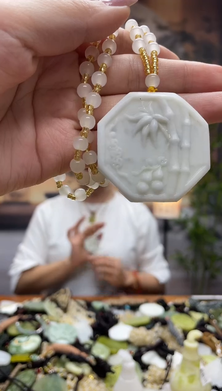 未镶嵌岫玉吊坠·