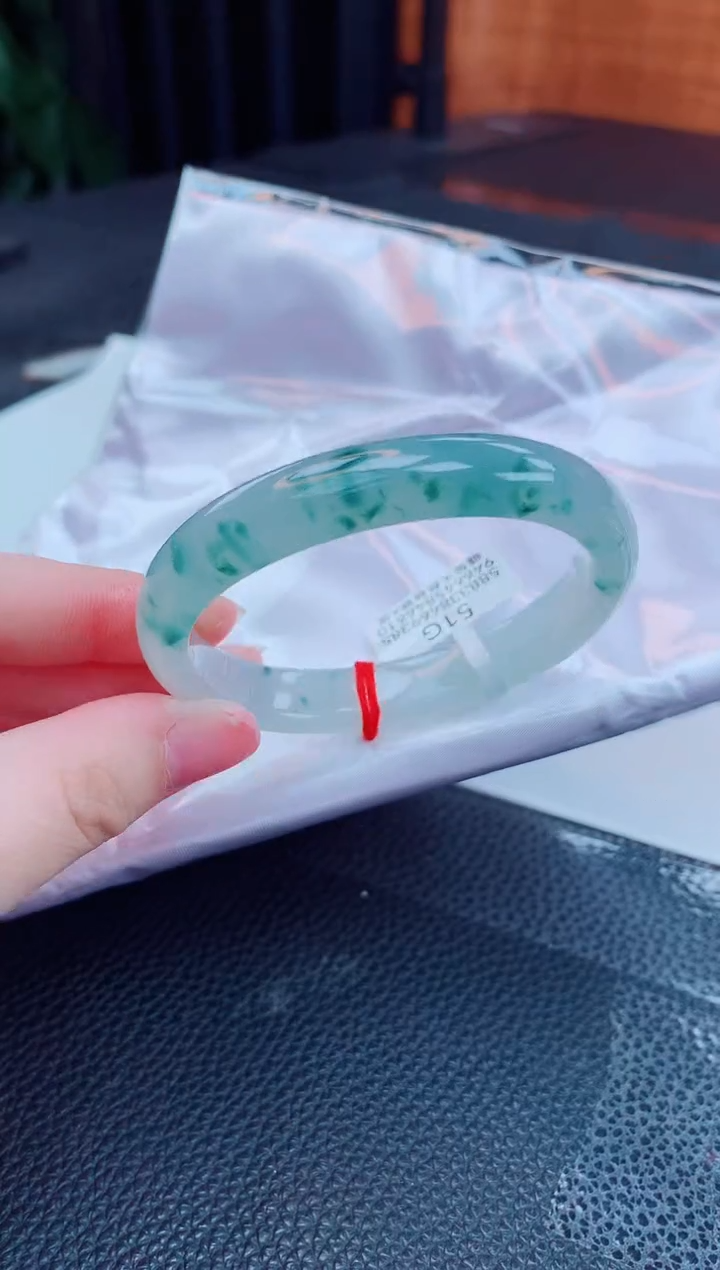【闪购商品】翡翠手镯未镶嵌缅甸天然翡翠A货手镯