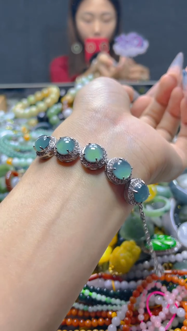 颈饰未镶嵌翡翠/K/翡翠A货，一件也是批发价