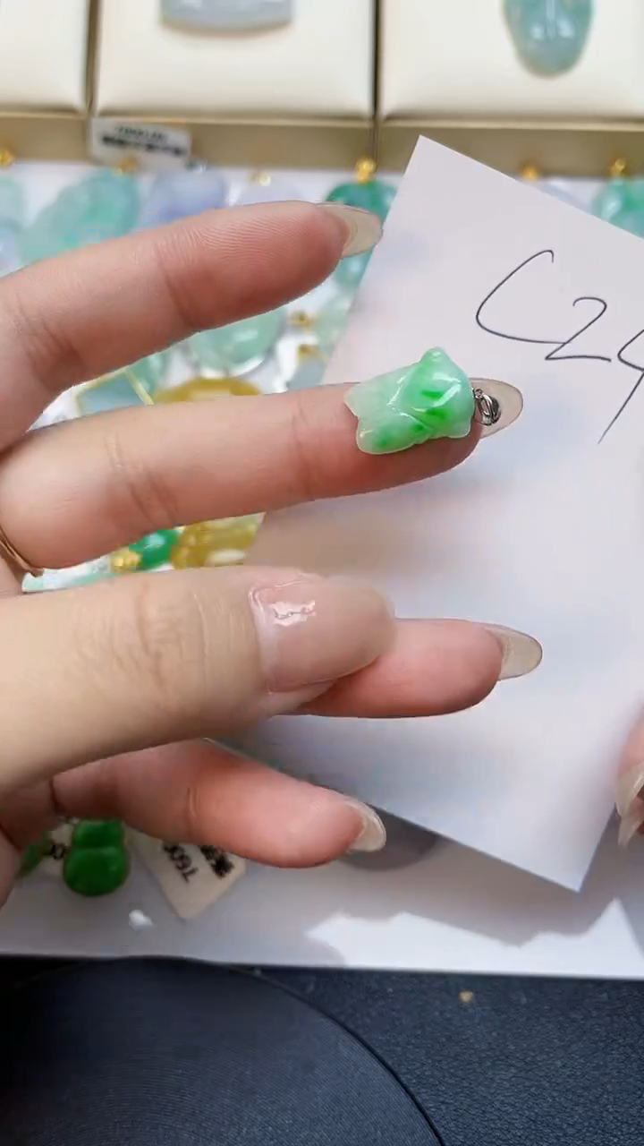 【闪购商品】翡翠耳饰18K金镶嵌00000000