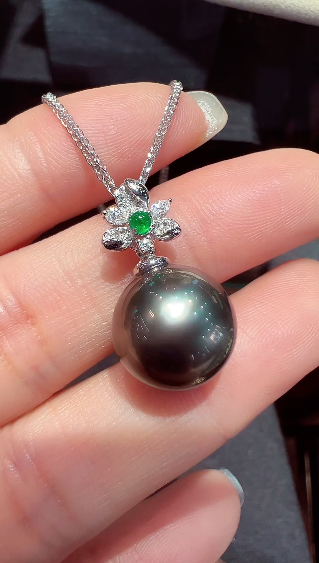 【闪购商品】海水珍珠吊坠(赠链)18K金镶嵌珍珠吊坠