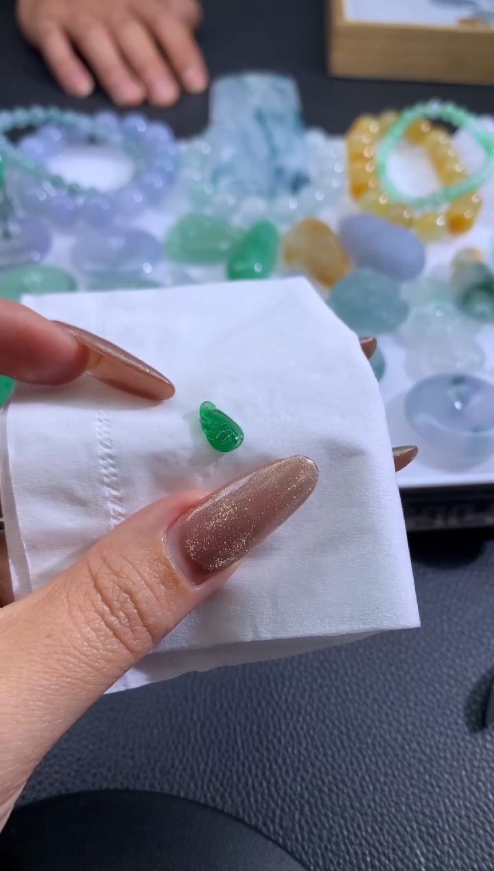 【闪购商品】定制翡翠未镶嵌翡翠