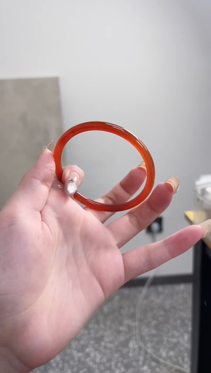 【闪购商品】玛瑙/玉髓手镯未镶嵌59圈