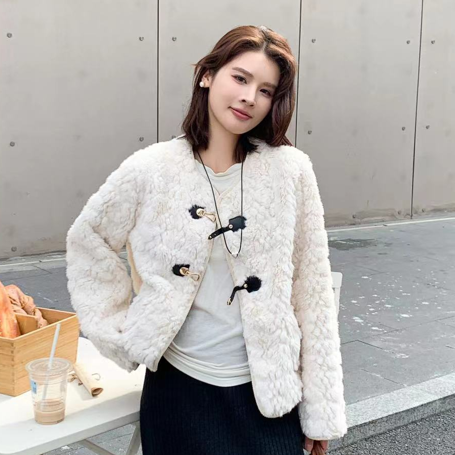 短款女小香风短外套