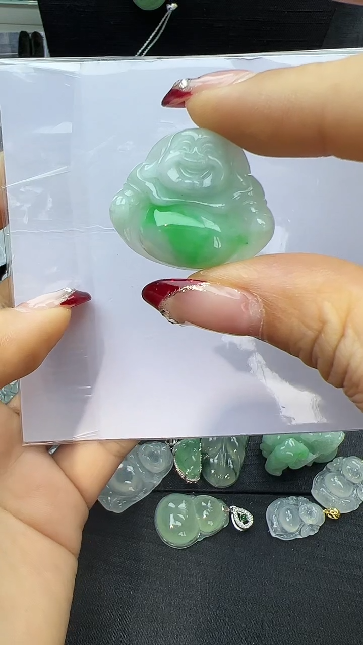 【闪购商品】翡翠颈饰未镶嵌佛公