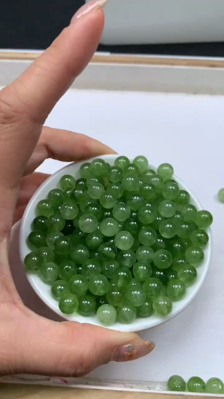 未镶嵌散珠碧玺48 绿碧玺8mm25个8元