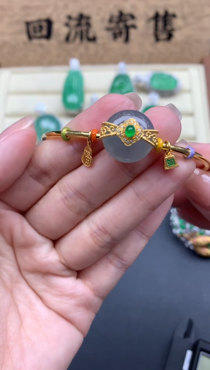 【闪购商品】翡翠手镯18K金镶嵌523-中国好珍宝