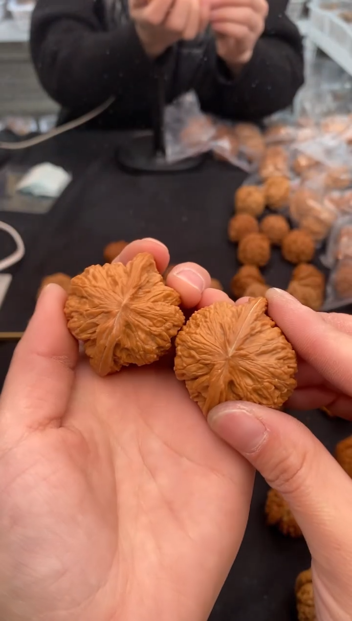 【闪购商品】文玩核桃把件山地磨40-u488