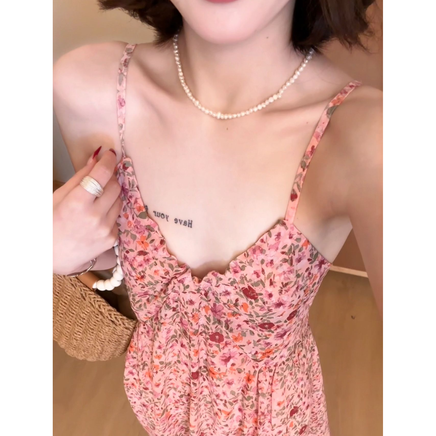 2025夏日甜心少女碎花小众显瘦吊带长裙