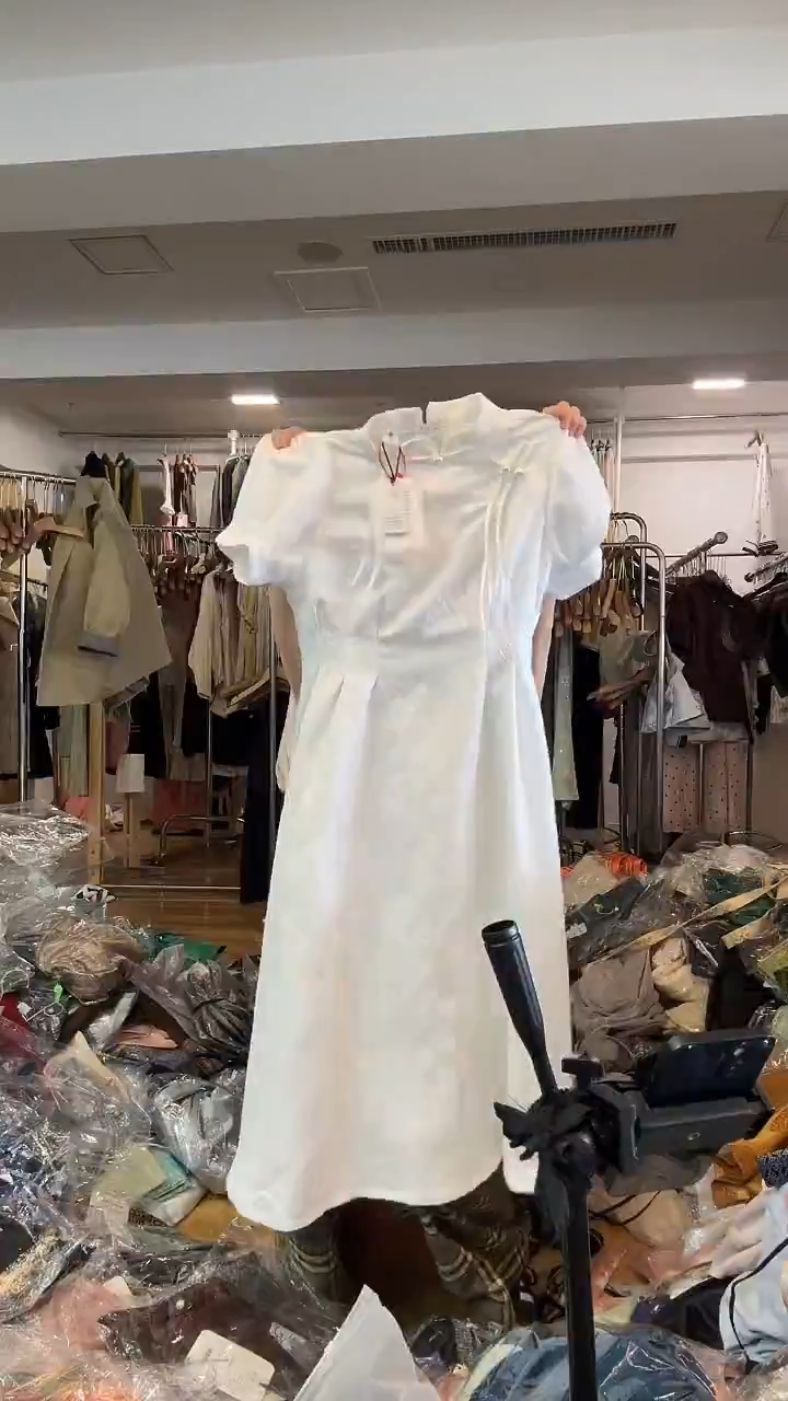 裙子     l    115斤以里