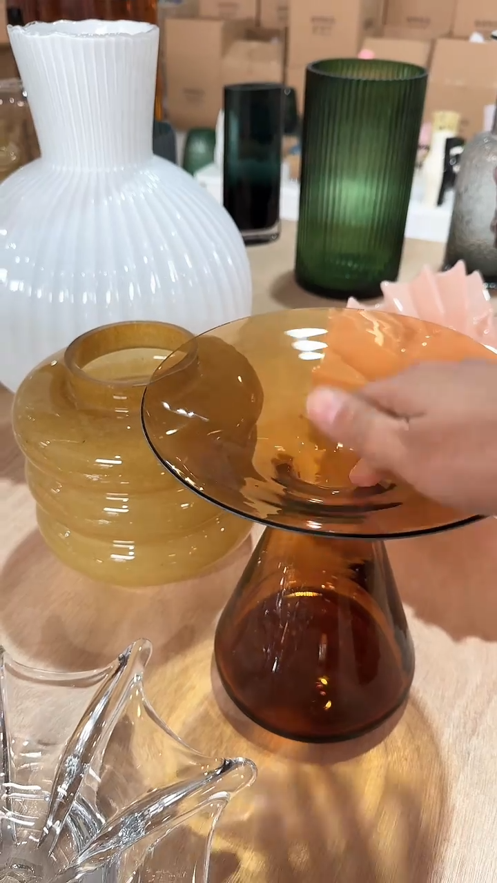 【闪购商品】玻璃琥珀色敞口