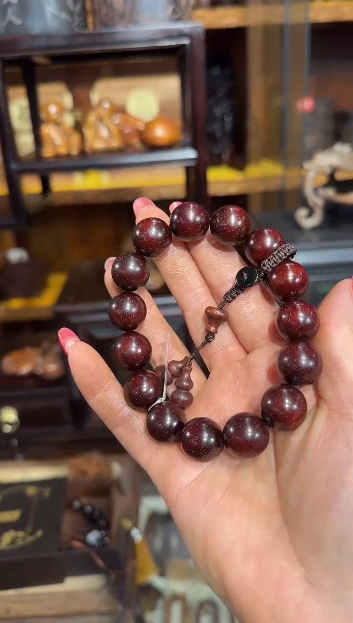 【闪购商品】木木艺紫檀手串98.888888