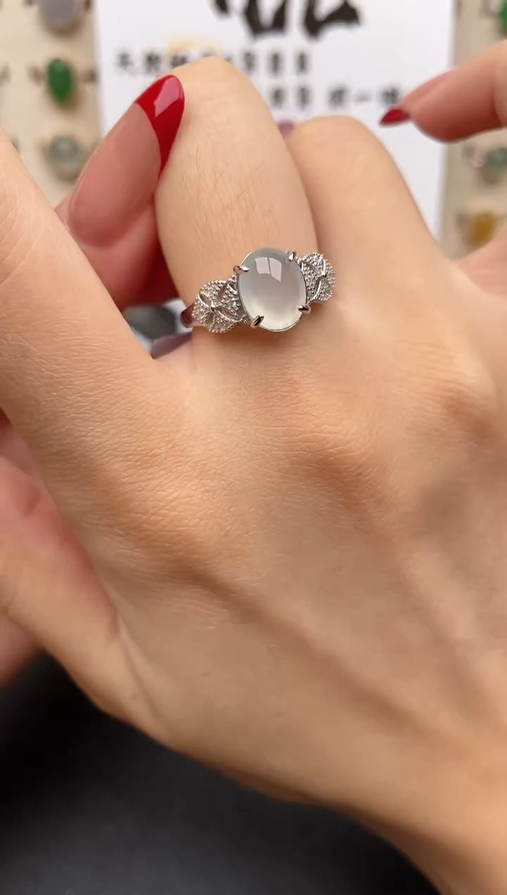 【闪购商品】翡翠戒指银S925镶嵌一物一证一礼盒