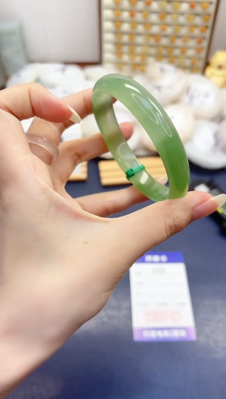 石英质玉手镯未镶嵌20-东陵玉-圈口62