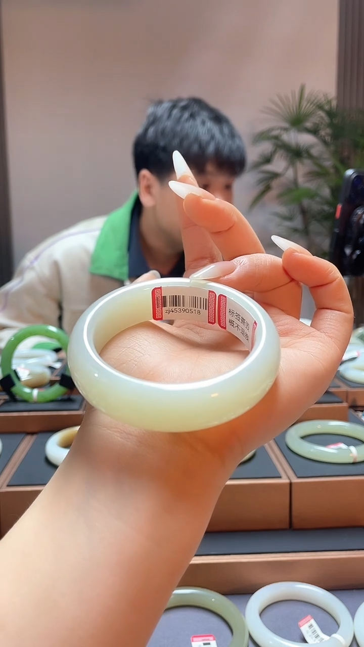 【闪购商品】和田玉手镯未镶嵌52白玉45390518