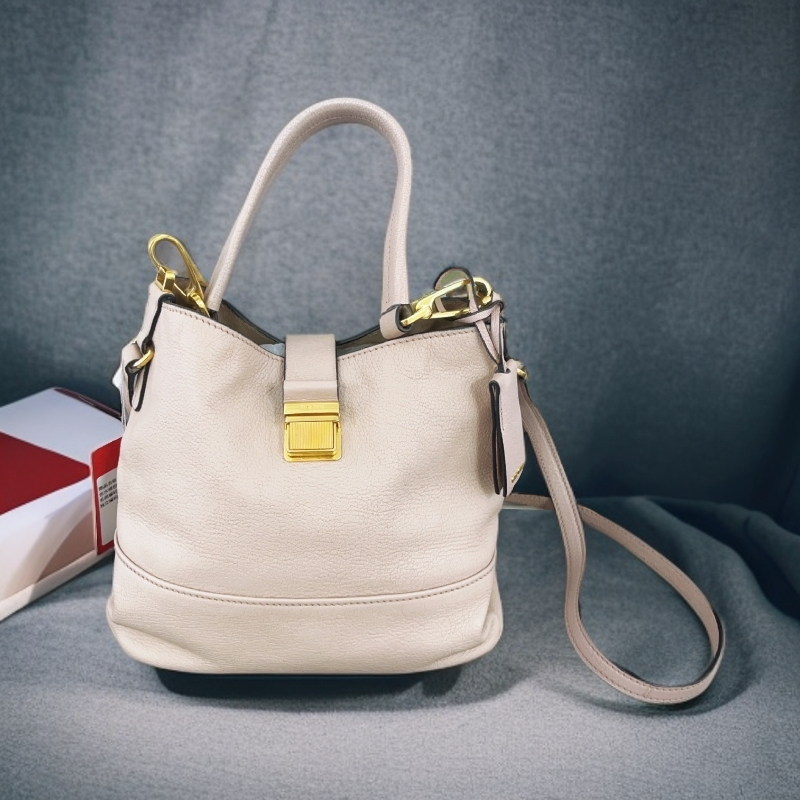 95新 MIU MIU/缪缪  粉色水桶包 1756 7405 