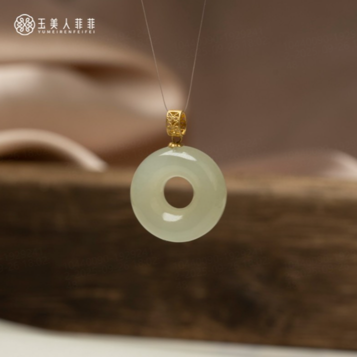石惑珠宝%和田玉吊坠