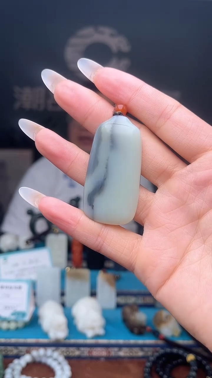 未镶嵌和田玉挂件1