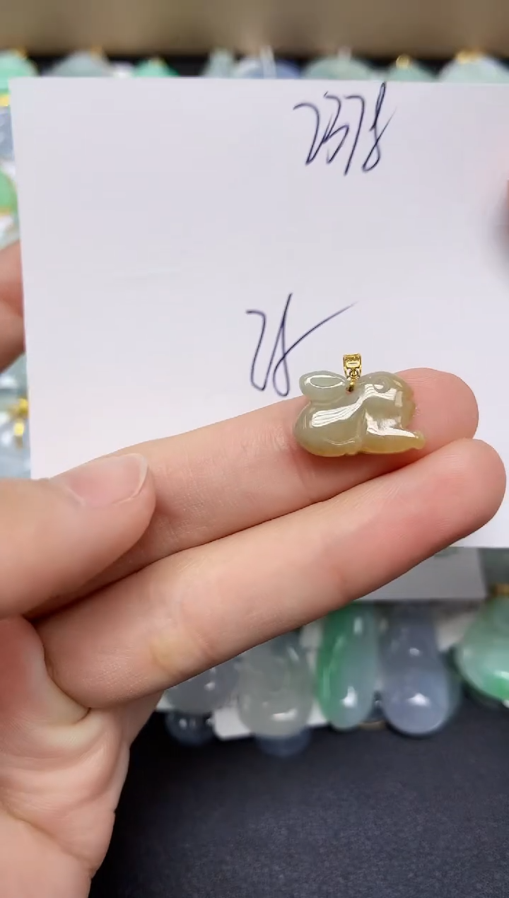 翡翠18K金镶嵌颈饰 天然翡翠A货