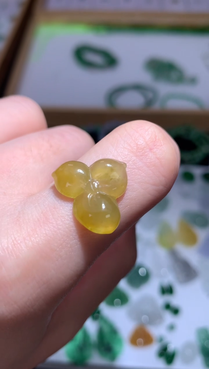 未镶嵌定制翡翠花花