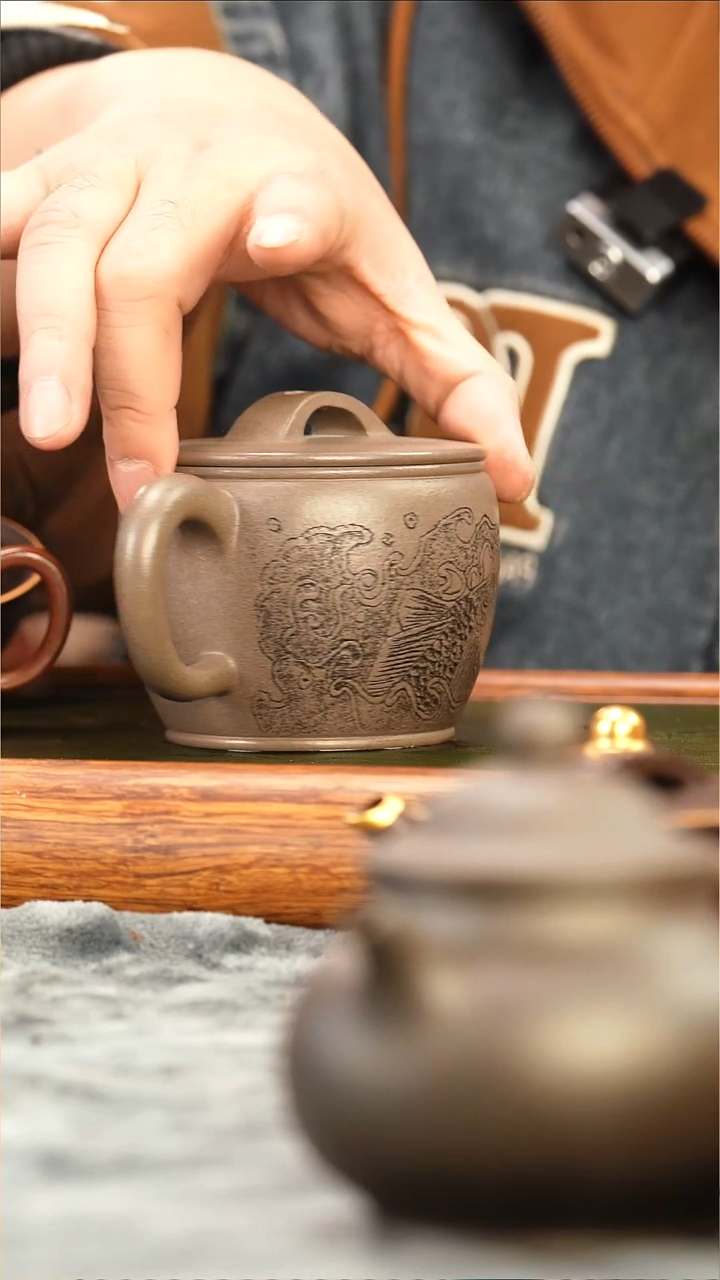 茶壶紫砂青段泥观沧海刻绘明式汉瓦