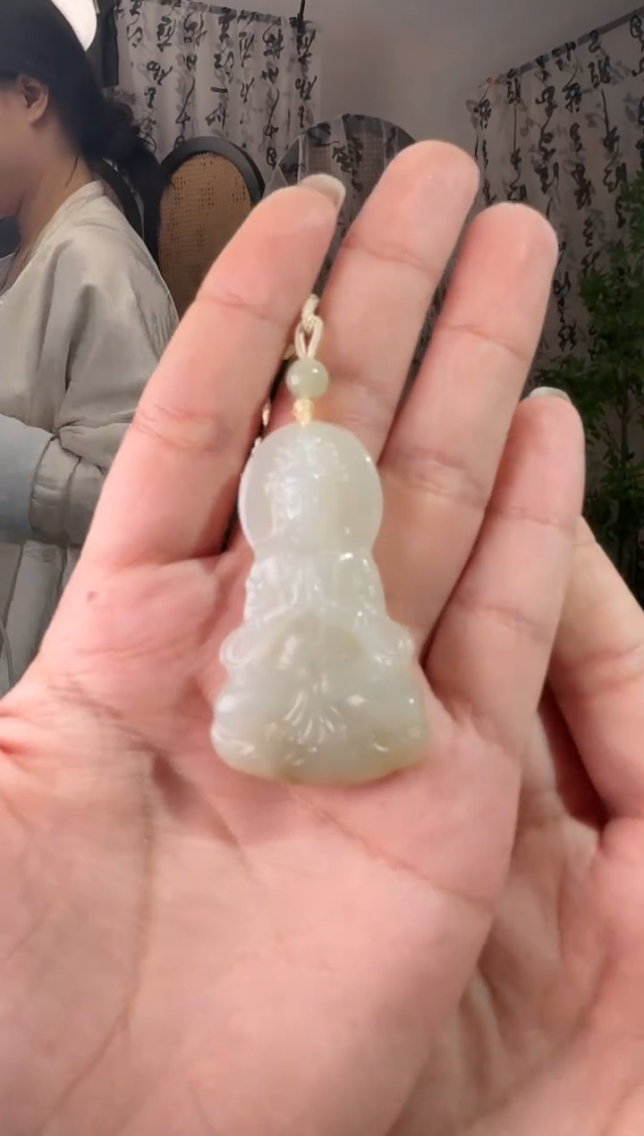 颈饰未镶嵌和田玉观音