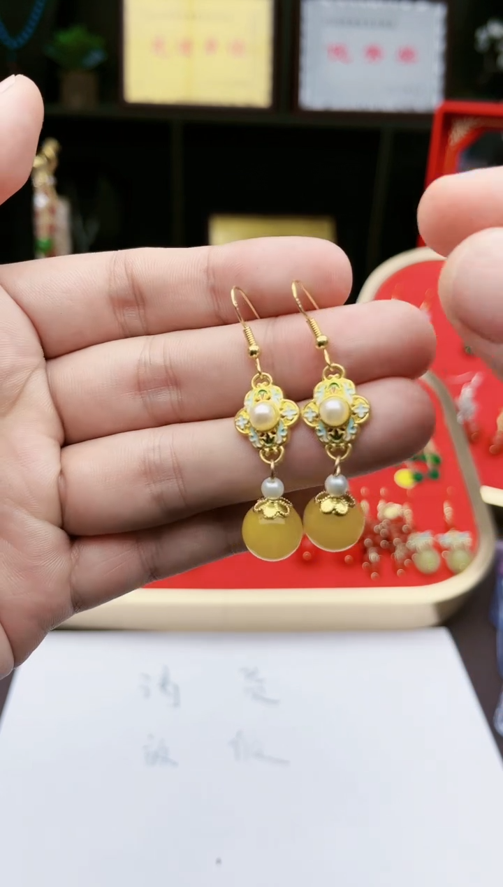 【闪购商品】玛瑙/玉髓耳钉银S925镶嵌330000