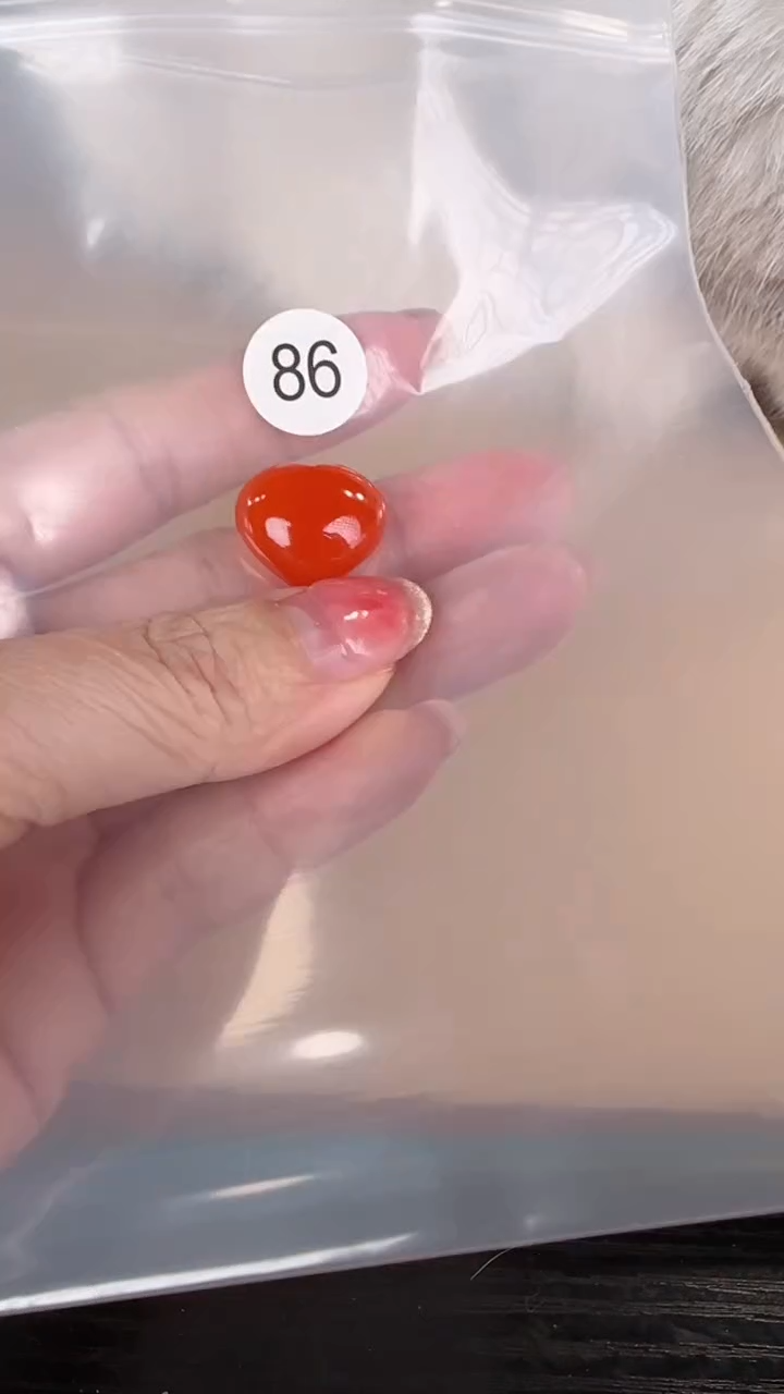 【闪购商品】南红玛瑙珠宝半成品未镶嵌原矿无优化无裂爱心
