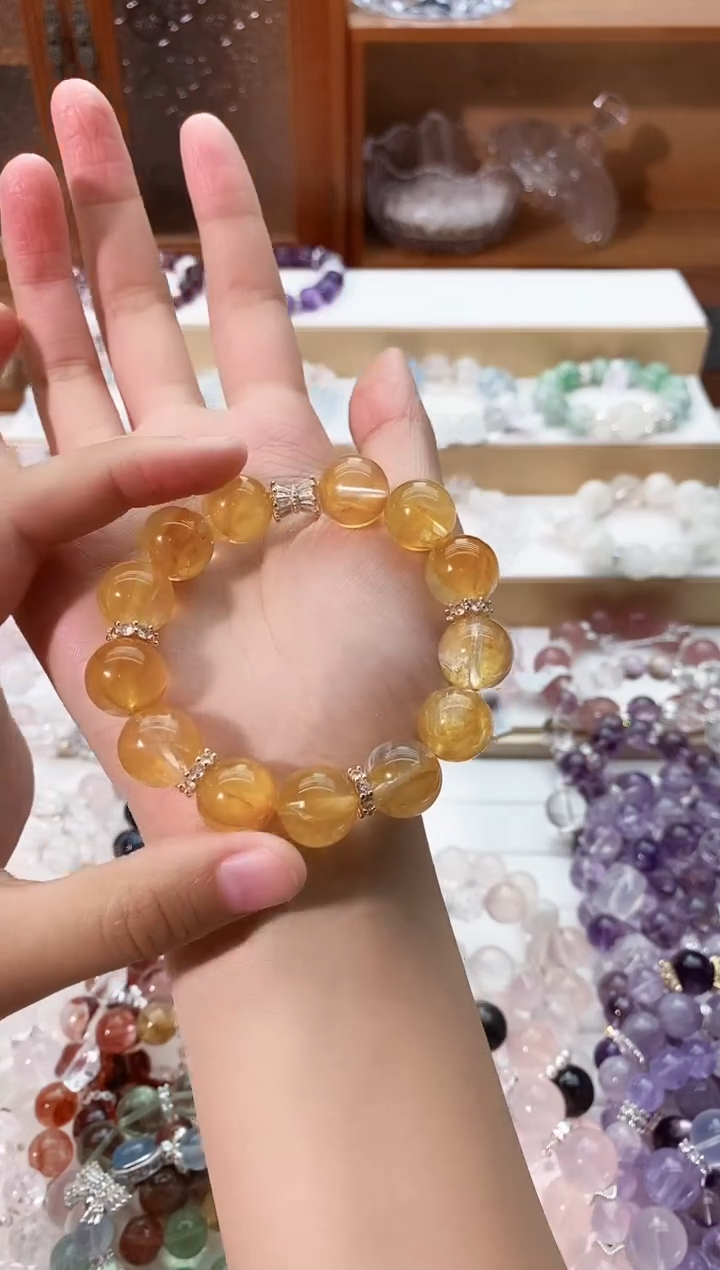 【闪购商品】水晶手串未镶嵌黄浇花手串