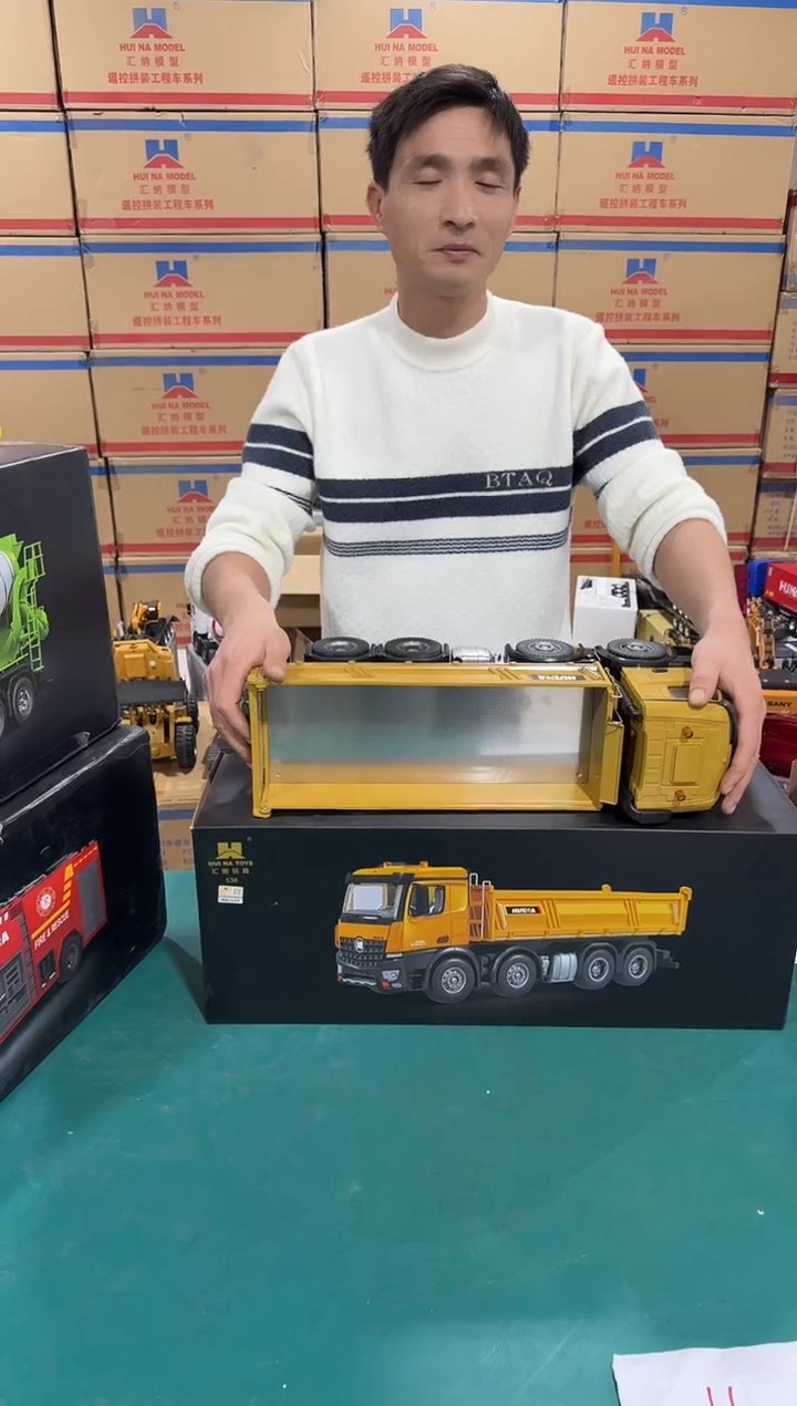 全新汇纳536八轮自卸车