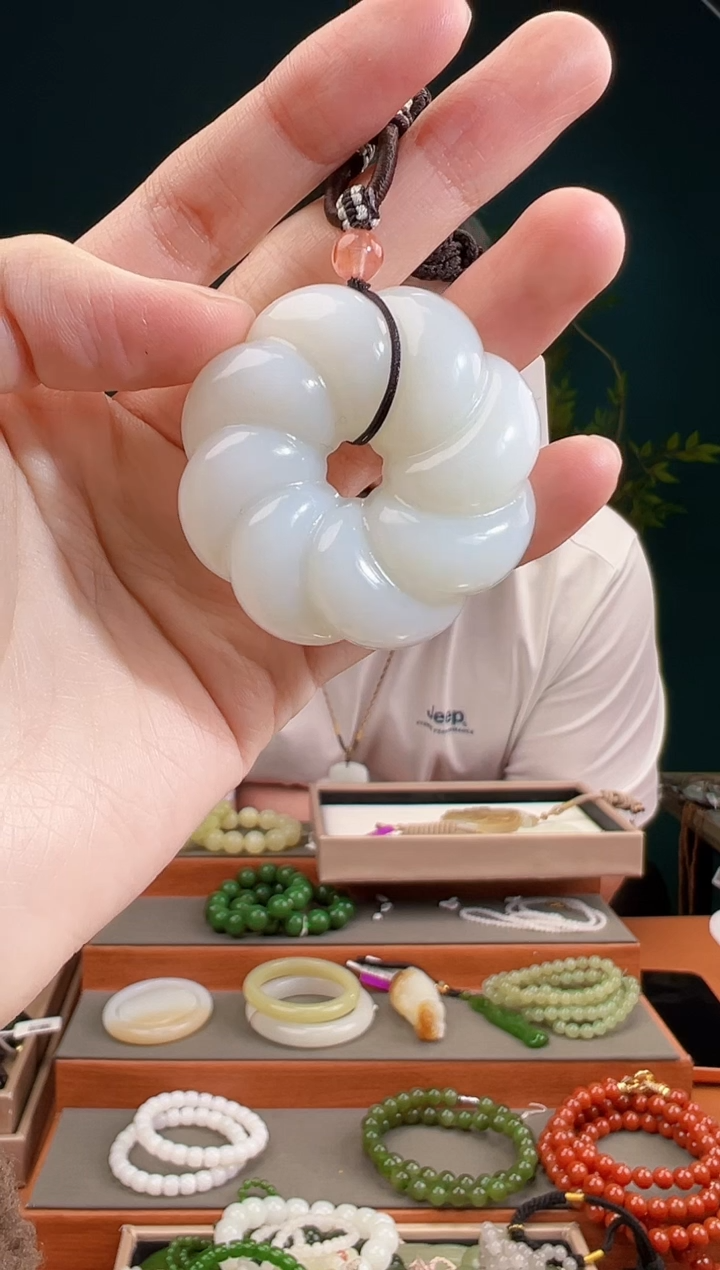 颈饰未镶嵌和田玉多样性发货 拍一单发一个