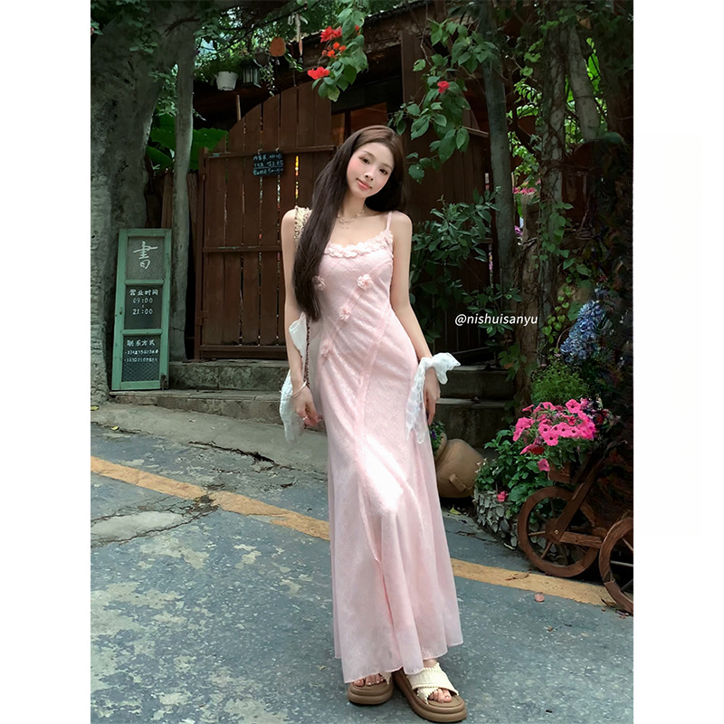 溺水鱼 法式蕾丝肌理感粉色吊带连衣裙女夏薄纱花花鱼尾裙度假风