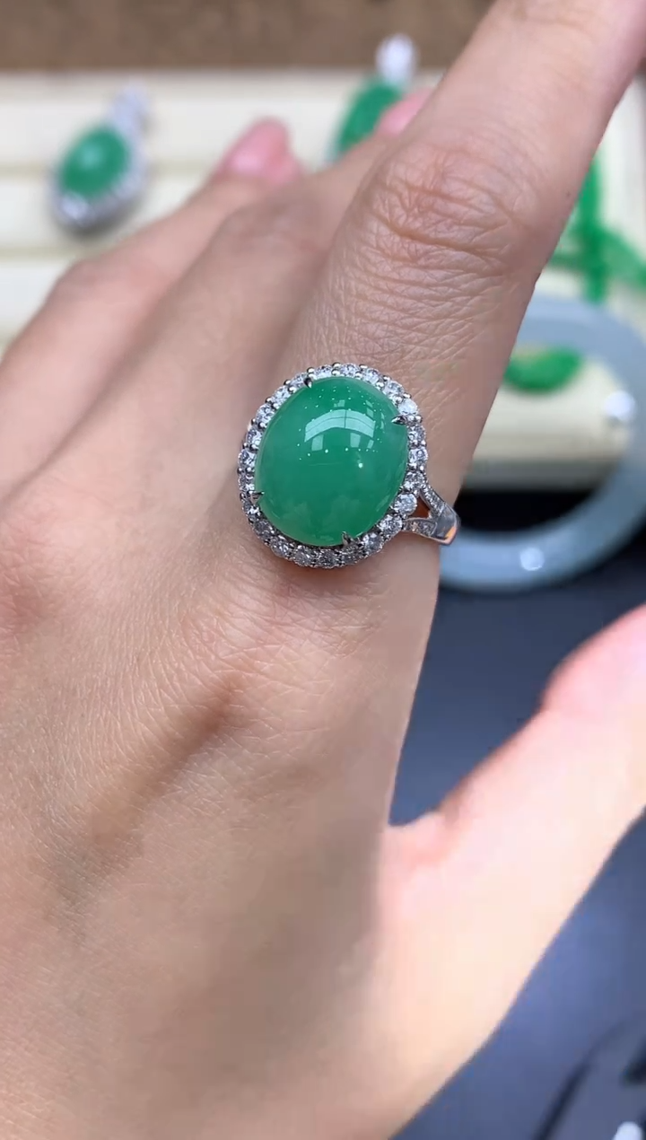 【闪购商品】翡翠戒指18K金镶嵌239-中国好珍宝