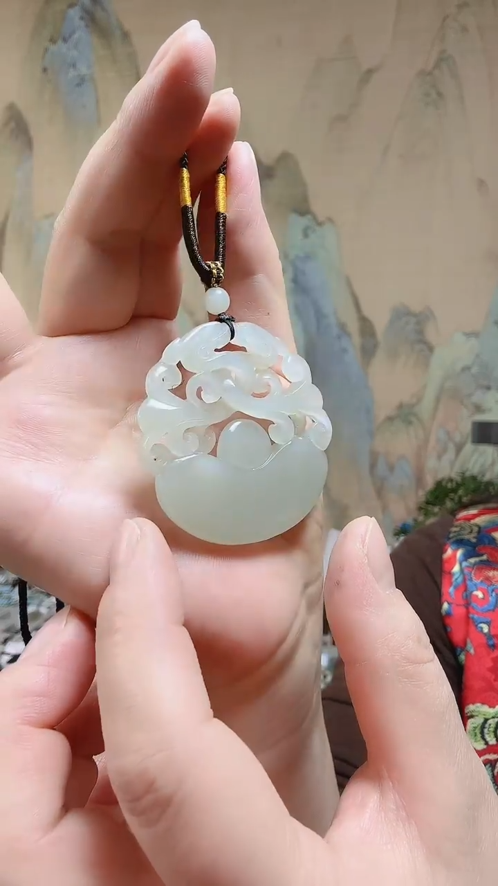 【闪购商品】和田玉颈饰未镶嵌.